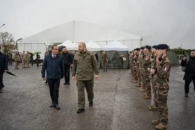 Ukrainische Brigade „Anna von Kiew“ beendet militärisches Training in Frankreich