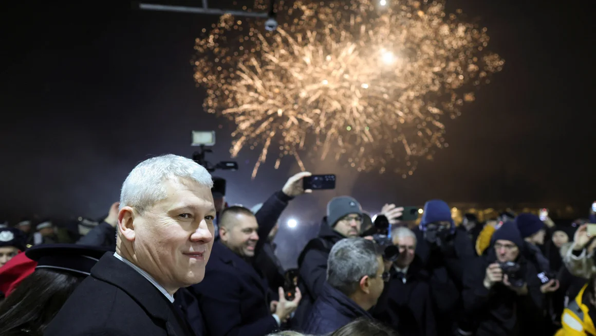 Rumänien und Bulgarien treten offiziell dem Schengen-Raum bei. Grenzkontrollen entfallen, Bürger profitieren von freier Bewegung in Europa.