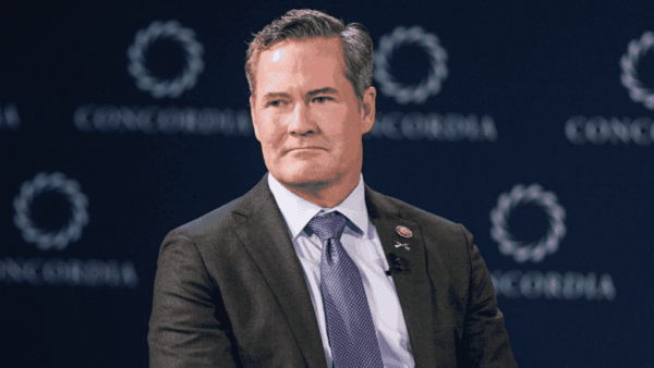 Michael Waltz kritisiert die Ukraine für „Widerstand“ gegen ein US-Rohstoffabkommen und fordert eine Entschädigung für amerikanische Investitionen.