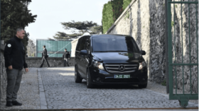 USA und Russland verhandeln in Istanbul über Diplomatie. Droht der US-Botschaft in Moskau das Aus? Wann findet das nächste Treffen statt? Jetzt mehr erfahren!