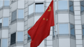 China erwägt Beteiligung an einer Friedensmission in der Ukraine – EU reagiert vorsichtig, mögliche Wende im Umgang Russlands mit Friedenskräften.
