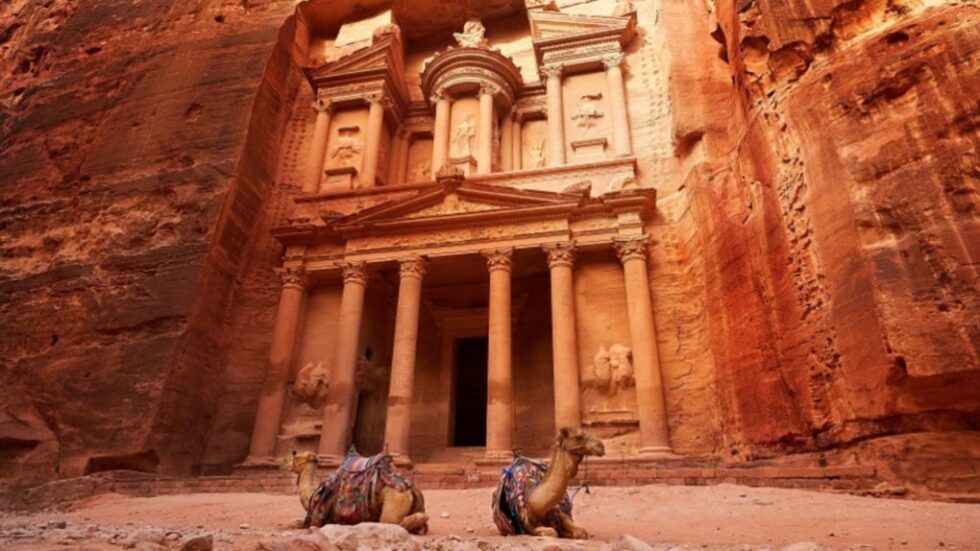 Warum Jordanien? Entdecken Sie 5 beeindruckende Orte wie Petra, Wadi Rum & Totes Meer – Kultur, Natur und Erholung im Nahen Osten für deutsche Reisende.