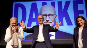 Hamburg-Wahl 2025: SPD bleibt stärkste Kraft, CDU gewinnt hinzu, Grüne verlieren leicht. Rot-Grün regiert weiter, AfD bleibt unter 10 %. Alle Details hier.