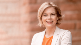 Julia Klöckner soll Bundestagspräsidentin werden. Ihre politische Karriere, Ziele und die bevorstehende Wahl am 25. März im Bundestag – hier alle Infos.