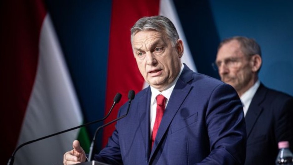 Die neue deutsche Regierung will laut Politico härtere EU-Maßnahmen gegen Ungarn – inklusive Stimmrechtsentzug und Finanzsperren bei Rechtsstaatsverstößen.