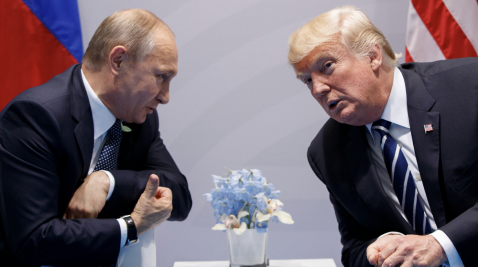 Washington erwägt eine Lockerung der Russland-Sanktionen. Trump will die Beziehungen zu Moskau verbessern, Verhandlungen könnten bald beginnen.