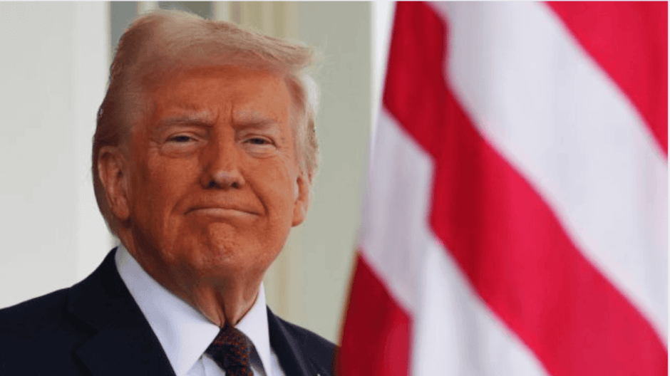 Trump plant ein Gespräch mit Putin über einen Waffenstillstand. Die Ukraine akzeptiert ein 30-tägiges Feuerpause-Angebot der USA. Alle Hintergründe hier!