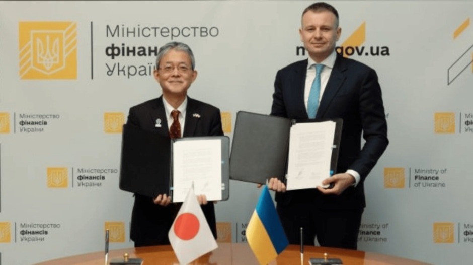 Japan vergibt 3 Milliarden US-Dollar Kredit an die Ukraine. Rückzahlung erfolgt über Zinserträge eingefrorener russischer Staatsvermögen im Rahmen des G7-Plans.