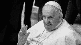 Papst Franziskus stirbt mit 88 Jahren. Der erste Papst aus Lateinamerika hinterlässt ein Vermächtnis aus Reformen, Mitgefühl und Friedensaufrufen.