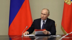 Putin erklärte bei einem Treffen mit Witkoff seine Bereitschaft, Gespräche mit der Ukraine ohne Vorbedingungen wieder aufzunehmen.