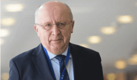 EU-Kommissar: Ohne NATO-Beitritt wird Ukraine Russlands nächstes Ziel. Russland fürchtet Schutz durch NATO mehr als Angriff von ukrainischem Boden.
