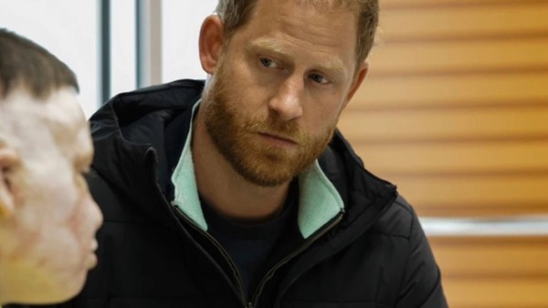 Prinz Harry reist heimlich in die Ukraine und besucht das Superhumans Centre in Lwiw – nur einen Tag nach seiner Aussage vor Gericht zum Thema Polizeischutz in Großbritannien.