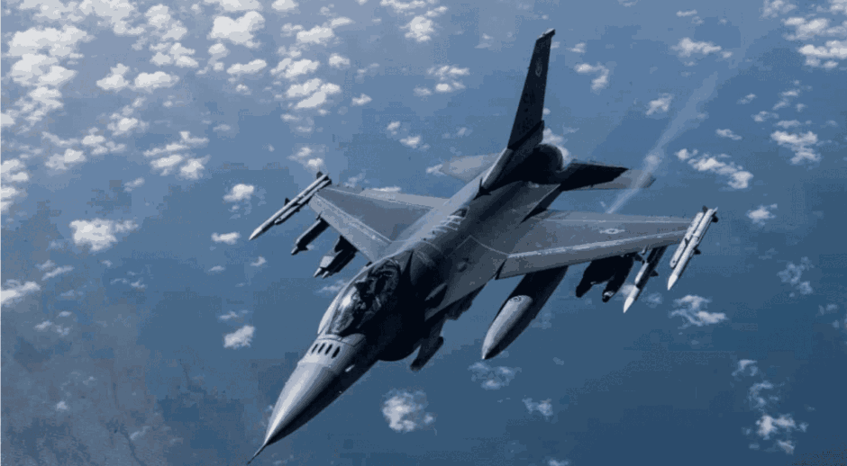F-16: USA genehmigen ein 310-Millionen-Dollar-Paket zur Unterstützung ukrainischer Kampfjets mit Schulung, Ersatzteilen und technischer Hilfe – keine Waffenlieferungen.