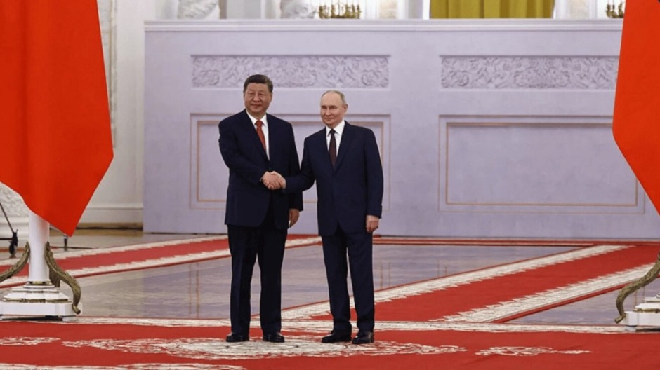 Wladimir Putin empfängt Xi Jinping in Moskau und bedankt sich für die Teilnahme Chinas an der Siegesparade am 9. Mai 2025.