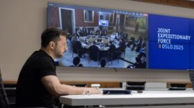 Selenskyj kündigt ein Treffen mit den Führern der „Koalition der Entschlossenen“ an. Thema ist die Sicherheit der Ukraine und mögliche Truppenunterstützung.