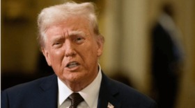 Donald Trump erwägt Teilnahme an Friedensgesprächen in der Türkei am 15. Mai. Russland und die Ukraine könnten direkte Verhandlungen aufnehmen.