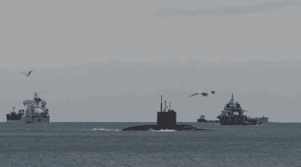 Großbritannien jagt russische U-Boote mit KI-Drohnen. Lura erkennt feindliche Signaturen, schützt Unterseekabel und stärkt die NATO-Sicherheit.
