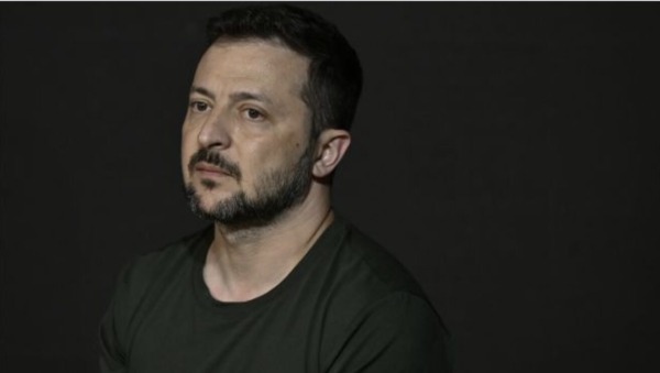 Selenskyj will über die Teilnahme der Ukraine an den Friedensverhandlungen in Istanbul erst entscheiden, wenn Russland seine Delegation offenlegt.