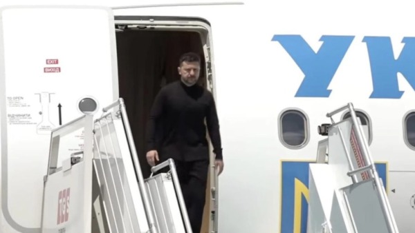 Selenskyj ist in Ankara eingetroffen. Gespräche mit Erdoğan geplant. Russland entsendet Delegation ohne Putin. Entscheidung über Teilnahme offen.