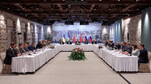 Nach Gesprächen in Istanbul am 16. Mai 2025 haben sich Russland und die Ukraine grundsätzlich auf eine neue Verhandlungsrunde geeinigt, so die Türkei.