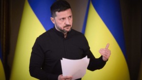 Selenskyj nach Gespräch mit Trump: Die Ukraine wird keine Truppen aus besetzten Gebieten abziehen. Russland stelle Bedingungen, die Frieden unmöglich machen.