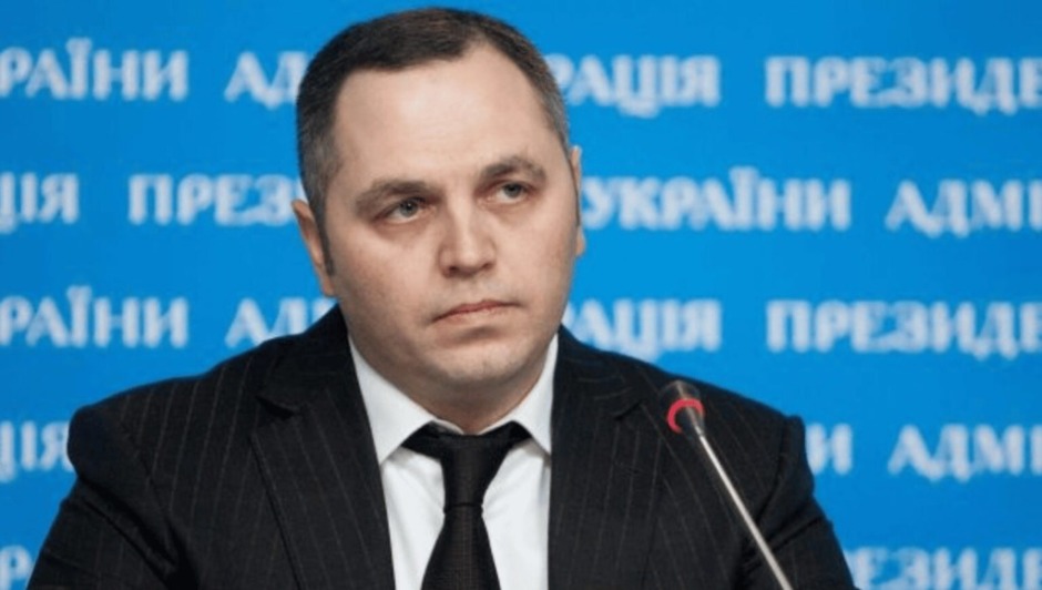 Der ukrainische Ex-Politiker Andrij Portnow wurde in Madrid vor einer Schule erschossen. Polizei vermutet Auftragsmord – Täter sind weiter auf der Flucht.