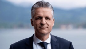 Die Bundesregierung fordert harte EU-Sanktionen gegen Russland, darunter Gas- und Uranembargos. Thorsten Frei ruft Europa auf, die Komfortzone zu verlassen.