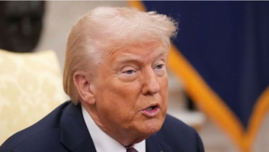 Trump warnt Putin vor „sehr schlimmen Dingen“ und nennt ihn „verrückt“ – USA erwägen neue Sanktionen nach Angriffen auf die Ukraine.