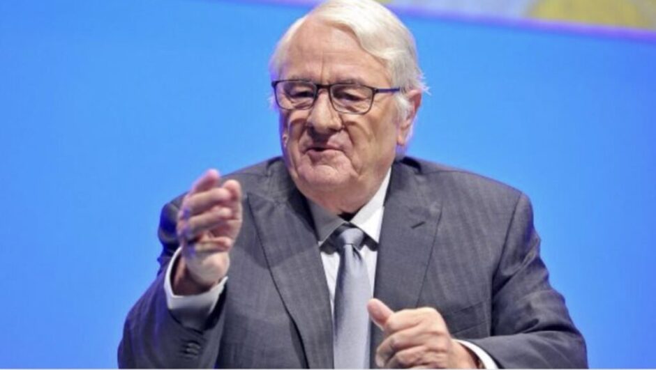 SAP-Mitgründer Hasso Plattner investiert in einen neuen Campus in Potsdam. Im Interview spricht er über Bildung, Verantwortung – und warum er lieber Rockstar geworden wäre.