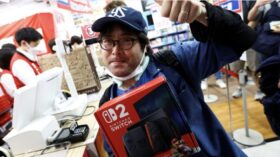 Nintendo bringt die neue Switch 2 auf den Markt – mit Open-World-Mario Kart, großem Ansturm in Berlin & Tokio und Millionen Vorbestellungen weltweit.