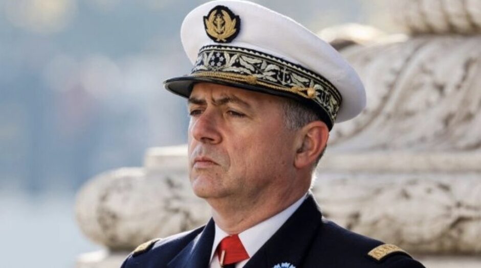 NATO-Admiral Vandier nennt ukrainische Drohnenangriffe ein „trojanisches Pferd“ des 21. Jahrhunderts – und warnt vor einer Ära ständiger militärischer Innovation.