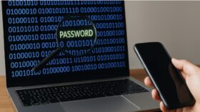 16 Milliarden Passwörter geleakt: Die größte Datenpanne der Geschichte betrifft Apple, Google & Co. – REnewz zeigt, wie Sie sich jetzt schützen müssen.