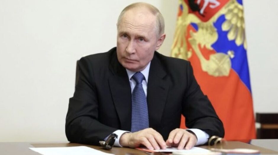 Putin erklärt Bereitschaft für dritte Gesprächsrunde mit der Ukraine – nach Gefangenenaustausch, aber bei entgegengesetzten Vorschlägen. Ort noch offen.