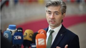 Litauen tritt aus dem Vertrag zum Verbot von Antipersonenminen aus. Grund ist die wachsende Bedrohung durch Russland und die veränderte Sicherheitslage in Europa.