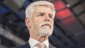 Tschechiens Präsident Petr Pavel berichtet: NATO-Führer drängten Trump beim geheimen Dinner, den wirtschaftlichen Druck auf Russland deutlich zu verschärfen.