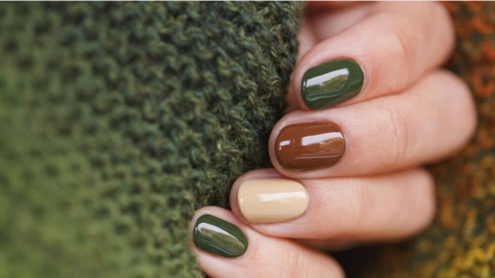 UV Gel Nagellack sorgt für perfekte, langanhaltende Nägel mit Hochglanz. Entdecke Vorteile, Tipps und Designs der modernen Hybrid-Maniküre.