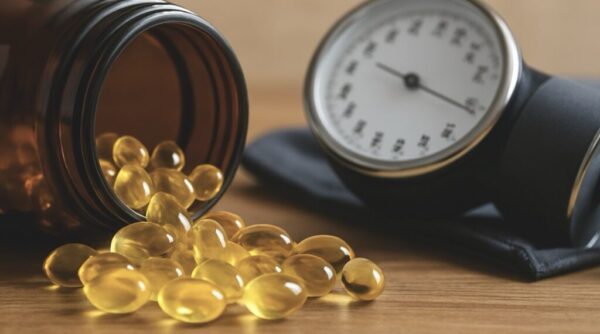Vitamin D ist lebenswichtig – doch zu viel kann schaden. Ärzte warnen vor Bluthochdruck, Nierenschäden und Herzproblemen bei Überdosierung.