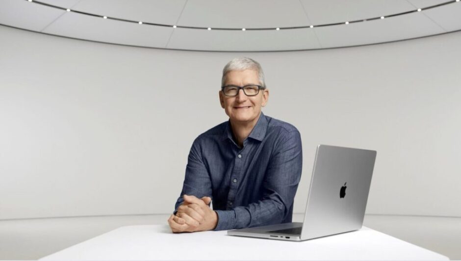 Tim Cook ist jetzt länger CEO von Apple als Steve Jobs. Mit 5.091 Tagen im Amt steht er für Stabilität, Services und Rekordumsätze in Apples moderner Unternehmensgeschichte