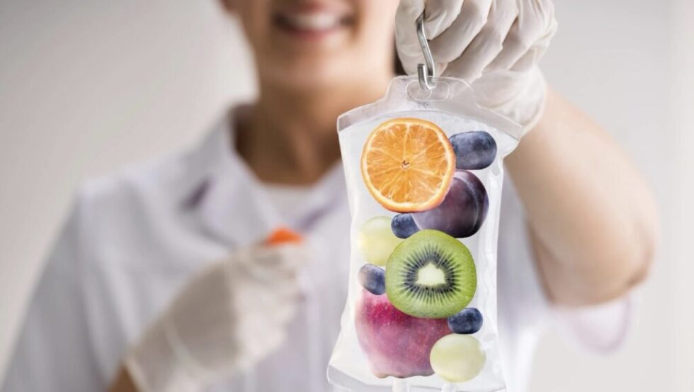 Schneller Energie-Boost per Infusion: NAD+, Magnesium, Vitamin C & Co. aktivieren deine Mitochondrien – Biohacking, Fatigue & Longevity in 30 Minuten.