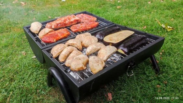 Grillen macht Fleisch zarter, kalorienärmer und aromatischer als Braten. Entdecken Sie die besten BBQ-Lifehacks und warum Grillen sogar gesünder ist.