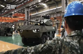 Taiwan enthüllt den neuen 105-mm-D3-Cheetah-Radpanzer mit verbessertem Schutz, Mobilität und Feuerkraft für Küsten- und Stadtverteidigung.