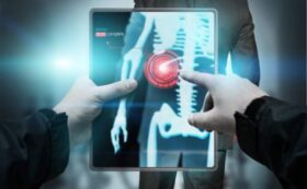 Technologien verändern unseren Alltag – sie bieten Komfort und Wissen, bergen aber auch Risiken für Gesundheit, Privatsphäre und Umwelt. Erfahre, wie man sie bewusst nutzt.