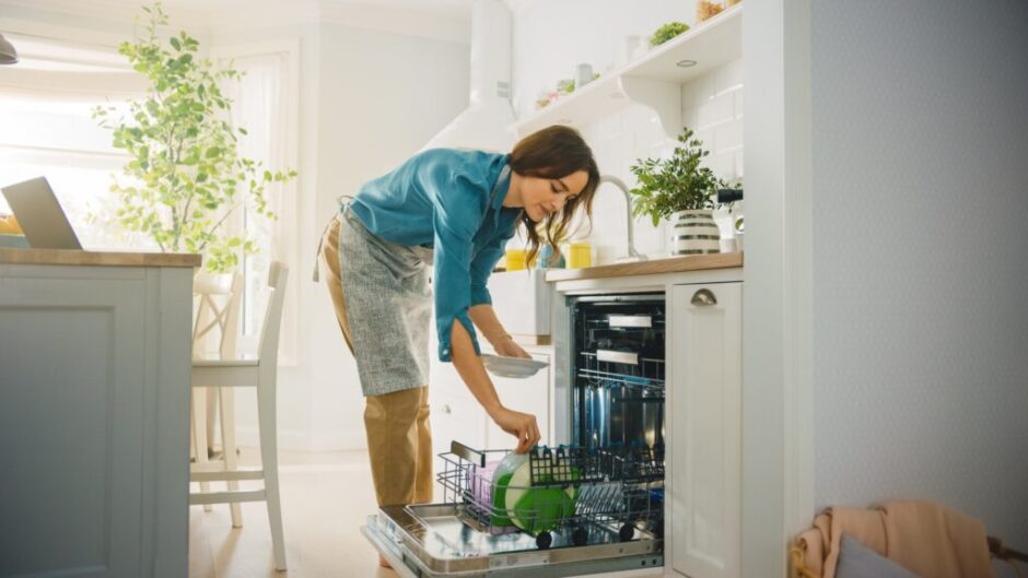Spülmaschine kaufen: Tipps für Familien zu Größe, Energieeffizienz, Programmen und Preisen. Ratgeber mit Vergleich, Checkliste und praktischen Empfehlungen.