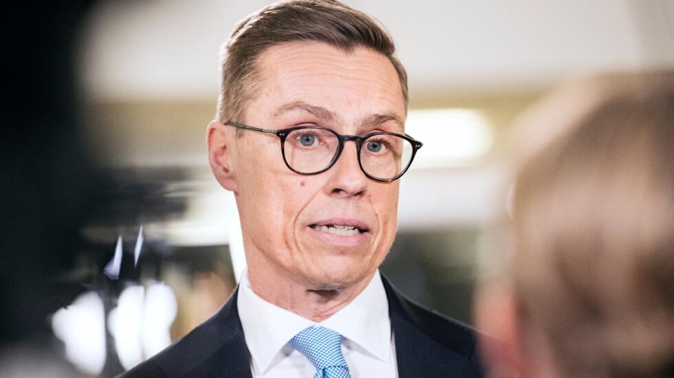 Der finnische Präsident Alexander Stubb hat im Interview mit Natalia Moseichuk betont, dass die Ukraine ihre volle territoriale Integrität bewahren muss. Er zieht Lehren aus der Geschichte Finnlands, das Teile seines Gebiets verlor, um die Unabhängigkeit zu sichern.