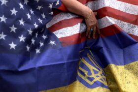 Ukrainische Geflüchtete in den USA: Angst vor Ausweisung nach Verlust des Arbeitsrechts