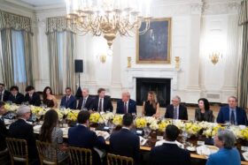 Tech-Giganten hofieren Trump – doch die Angst vor Zerschlagung wächst hinter den Kulissen