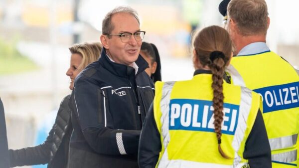 Die Asylzahlen sinken deutlich, doch Experten warnen: Nicht allein Grenzkontrollen, sondern äußere Faktoren und Reformen prägen die Entwicklung.