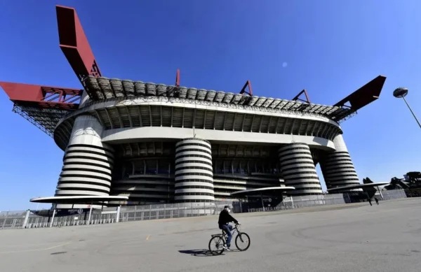 Neues Stadion in Mailand ersetzt San Siro bis 2031. AC Milan und Inter investieren über eine Milliarde Euro. Symbol moderner Architektur und Tourismusmagnet.