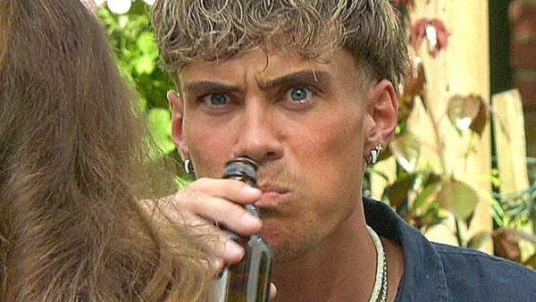 RTL ändert das Abendprogramm: „Das Sommerhaus der Stars“ fällt aus. Warum Fans warten müssen, wann die Show zurückkehrt und welche Strategie dahinter steckt.