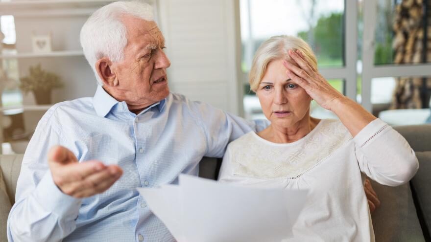 Verbraucherwarnung: Unberechtigte 89,90 € von Megatipp Emergency Call Services gemeldet. So fordern Sie Geld zurück, fechten den Vertrag an und melden Datenschutzverletzungen.